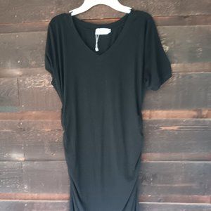 Women dress black size medium real soft shoulder to shoulder 15 sleeve 9 bust 34